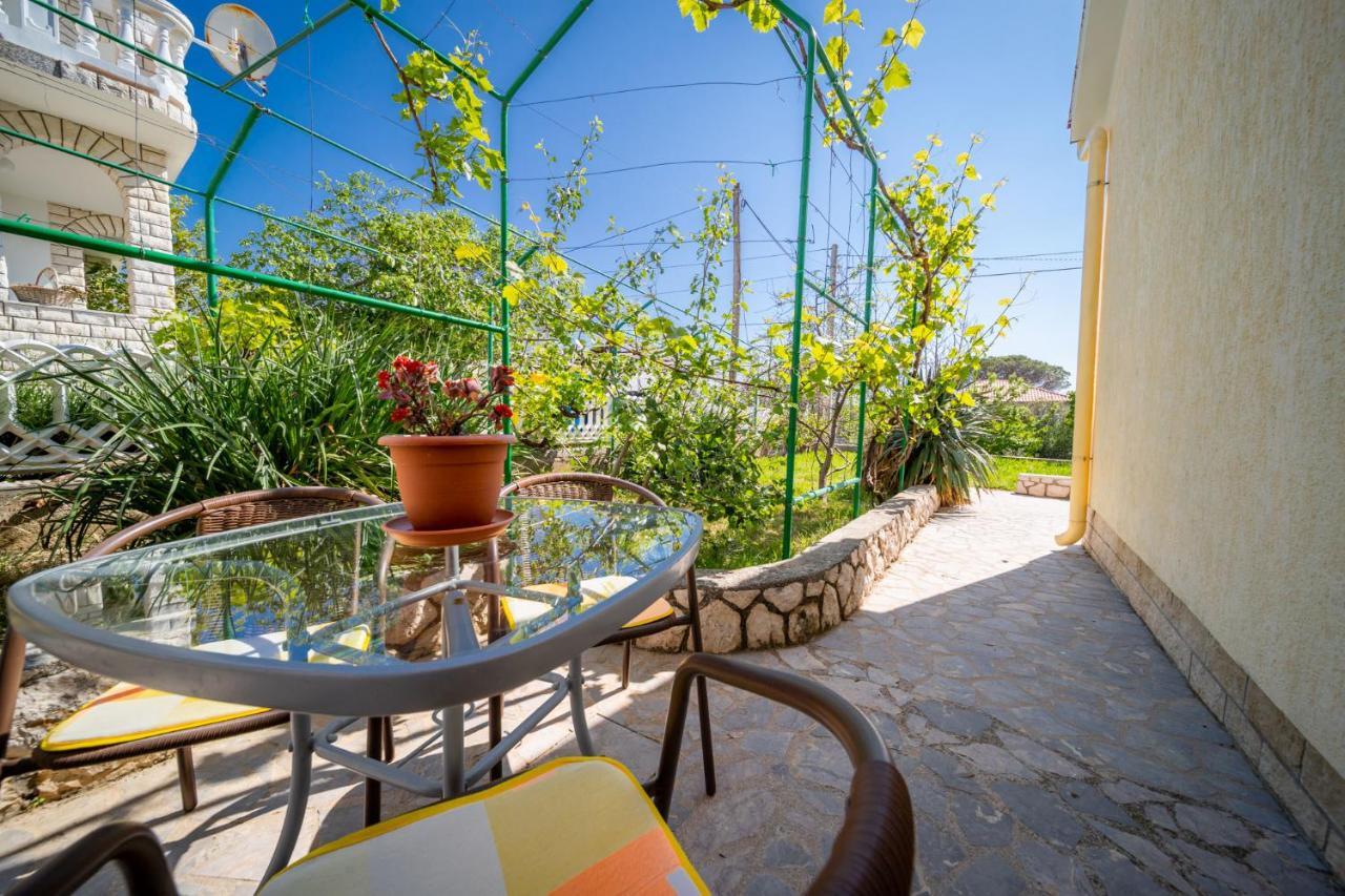 Apartmani Bozica Barbat na Rabu Εξωτερικό φωτογραφία