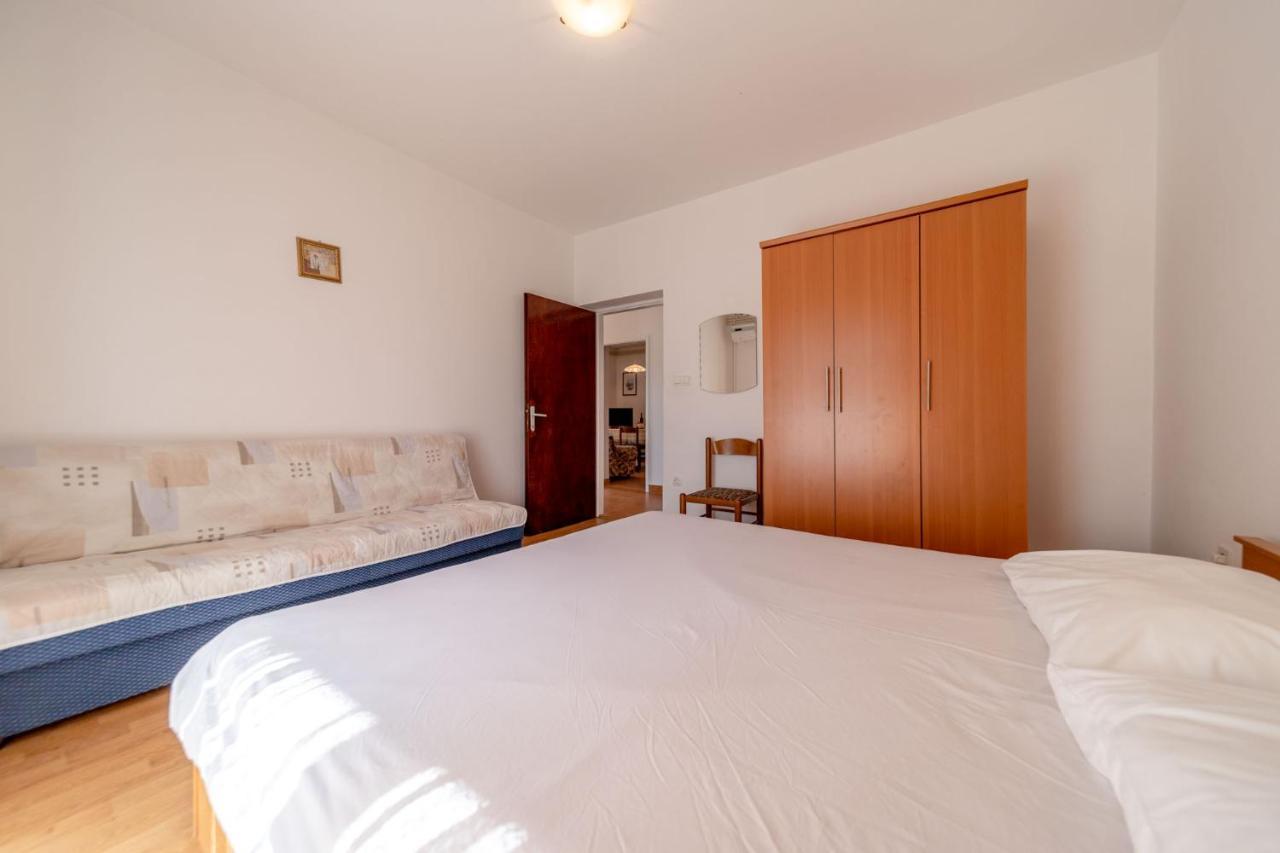 Apartmani Bozica Barbat na Rabu Εξωτερικό φωτογραφία
