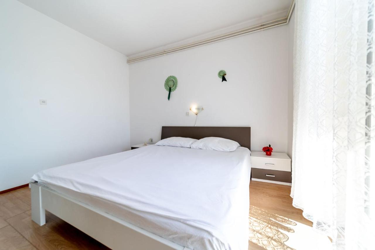 Apartmani Bozica Barbat na Rabu Εξωτερικό φωτογραφία