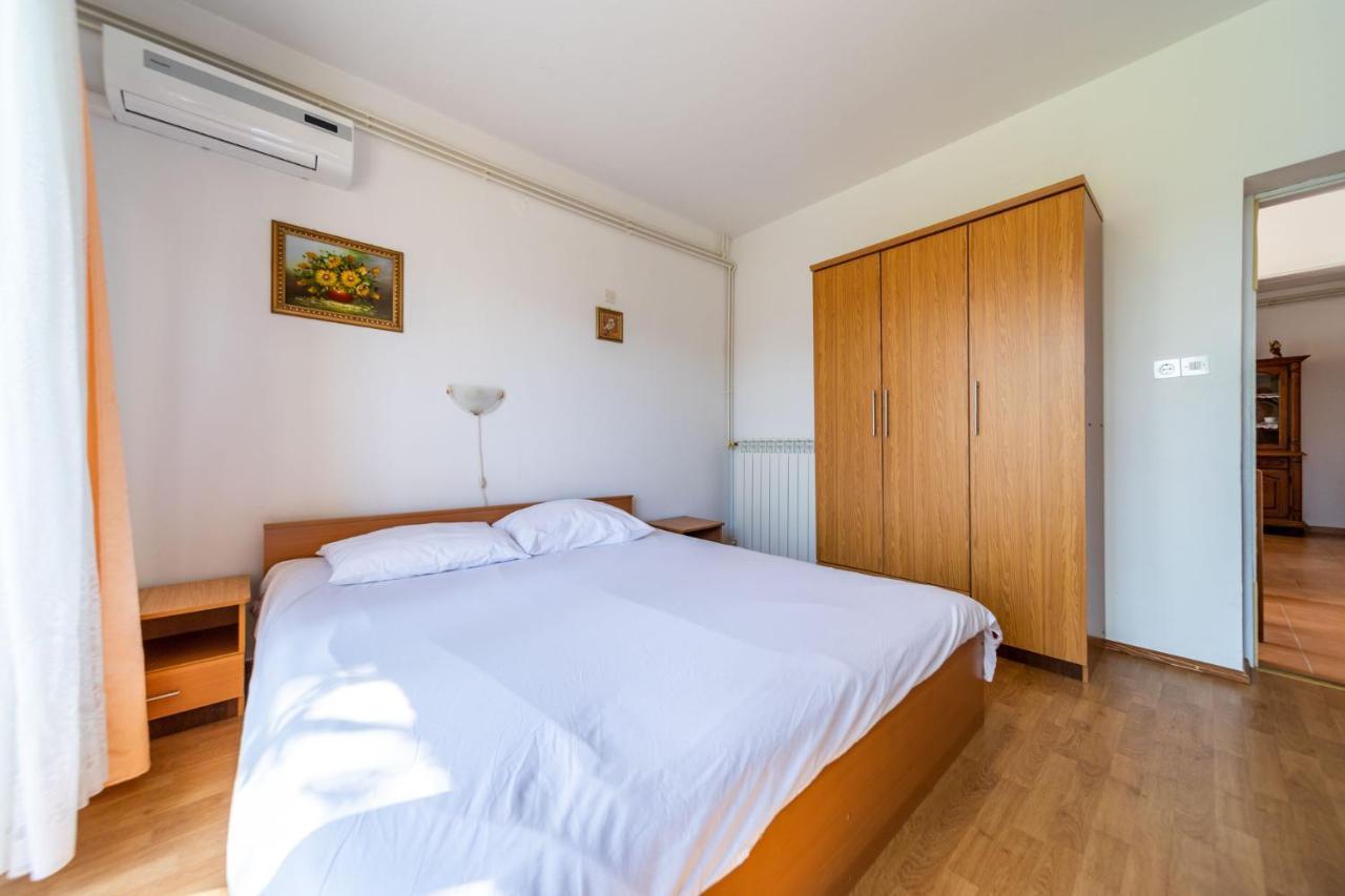 Apartmani Bozica Barbat na Rabu Εξωτερικό φωτογραφία