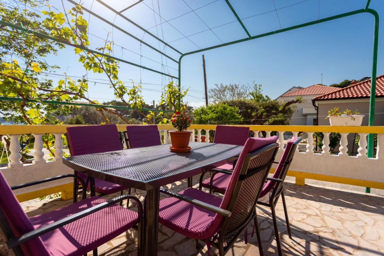 Apartmani Bozica Barbat na Rabu Εξωτερικό φωτογραφία
