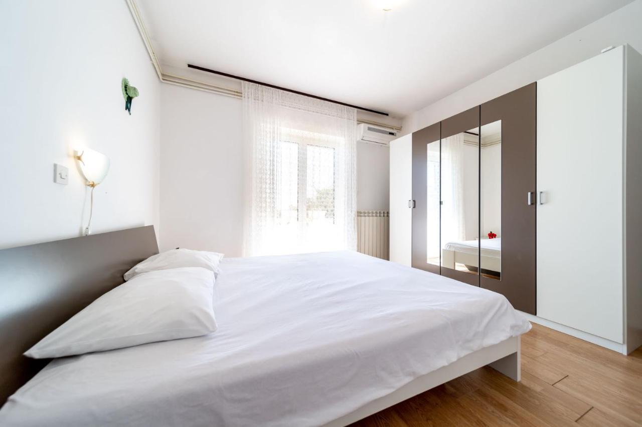 Apartmani Bozica Barbat na Rabu Εξωτερικό φωτογραφία